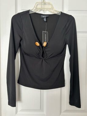 Just Polly NY,  Black Ruched V-Neck Long Sleeve Top with Center Ring Accents/ M